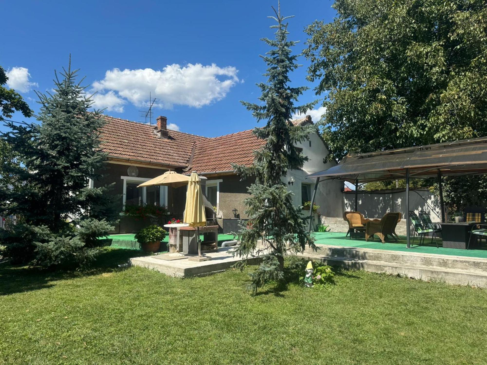 Home Tara Haţeg Екстериор снимка